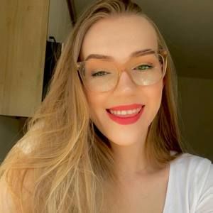 Meet your Posher, Karolina